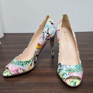 Peter Kaiser Size 5.5 White Marnero Anna Peep Toe Heels